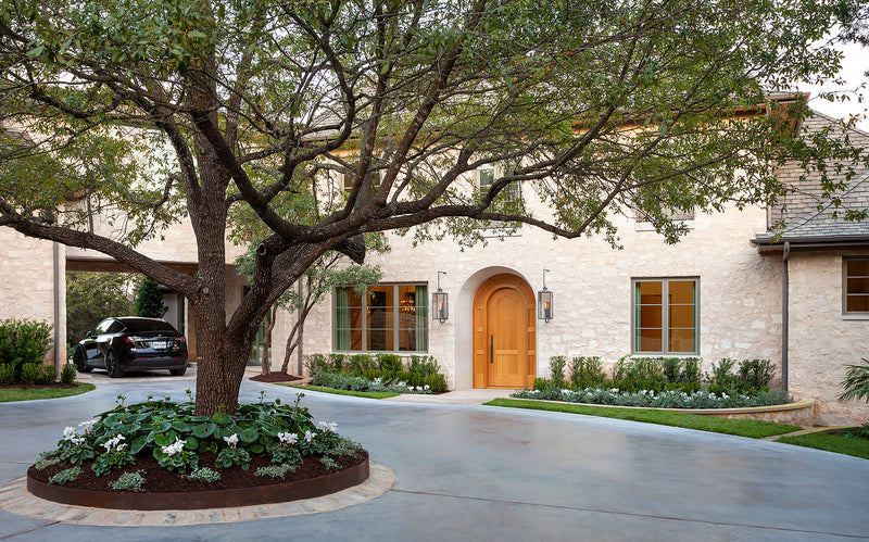 Crestwood Ct Residence