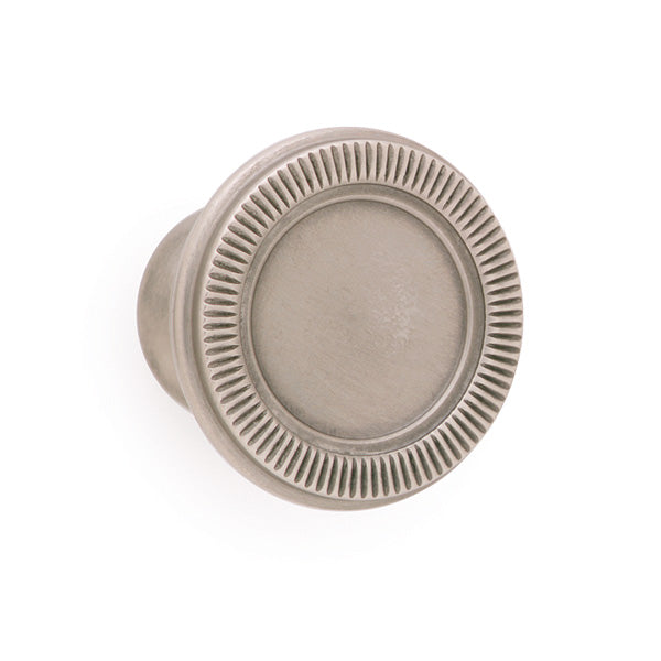 P.E. Guerin Nº 73960 — English Cabinet Knob